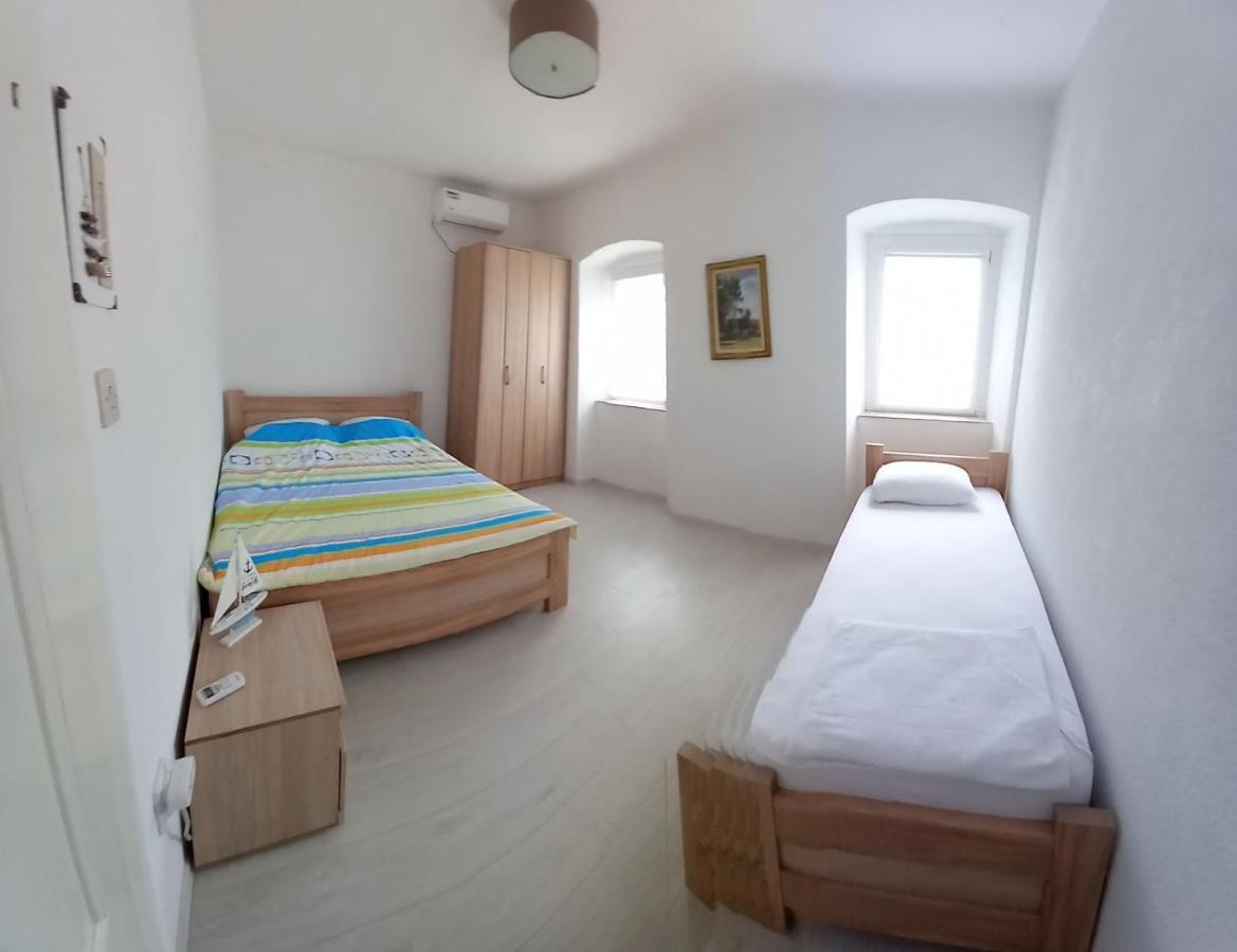 Apartments Dabovic Kotor Exterior photo