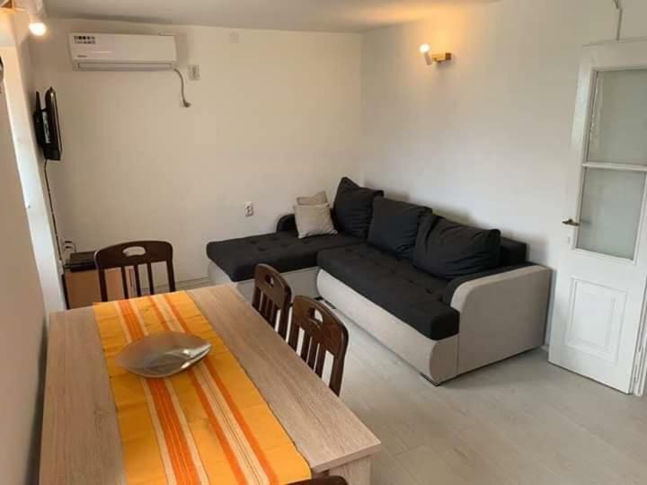 Apartments Dabovic Kotor Exterior photo