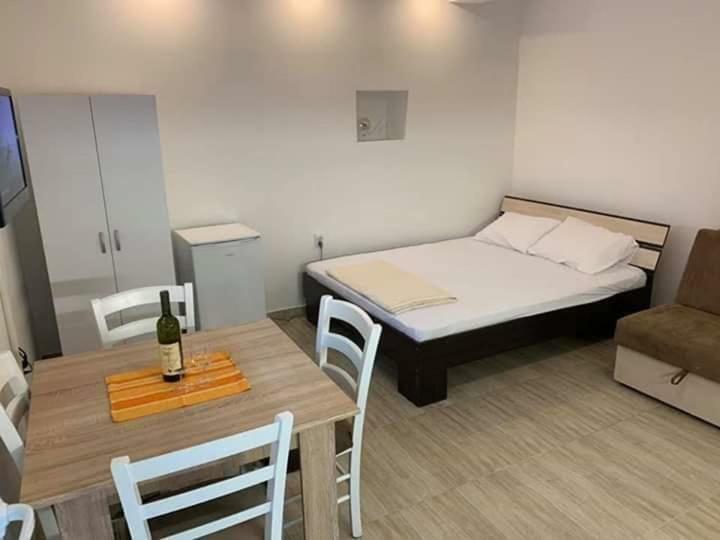 Apartments Dabovic Kotor Exterior photo